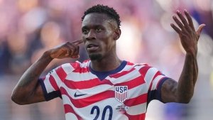 Trump Agradece a la FIFA por Perdonar Sanci&oacute;n a Folarin Balogun