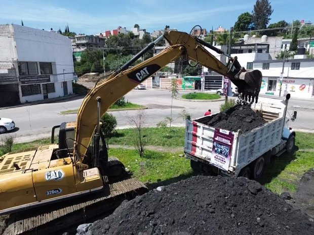 Avanza Gobierno de la Ciudad con acciones de limpieza y desazolve en la capital
