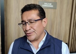 P&aacute;vel Gaspar respalda nacionalidad &uacute;nica para gobernadores y llama a defender la soberan&iacute;a de M&eacute;xico