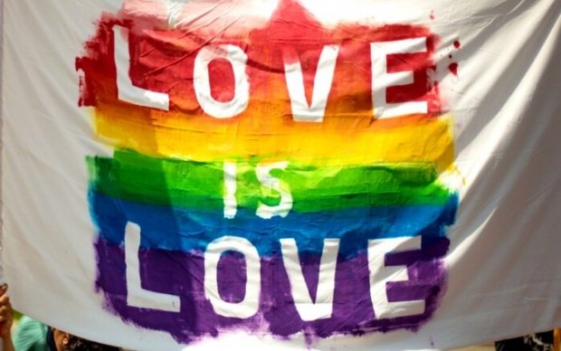 El Vaticano acepta la bendición de parejas homosexuales sin considerarlas matrimonio