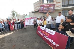 Impulsa Pepe Chedraui obras de pavimentaci&oacute;n en la colonia El Salvador