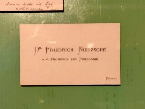 El martillo de Nietzsche desnuda los falsos valores morales