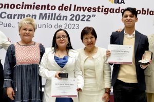 Reconoce SEP con Medalla &ldquo;Mar&iacute;a del Carmen Mill&aacute;n&rdquo; a docente y estudiante BUAP