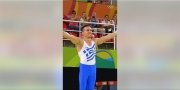 Talento sin límites: El pequeño deportista que desafía la altura