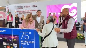 Ceci Arellano destaca origen de La Casa del Abue y llama a cuidar a los adultos mayores todos los d&iacute;as