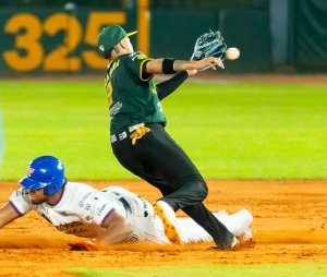 Vencen Olmecas a Pericos y se iguala la serie