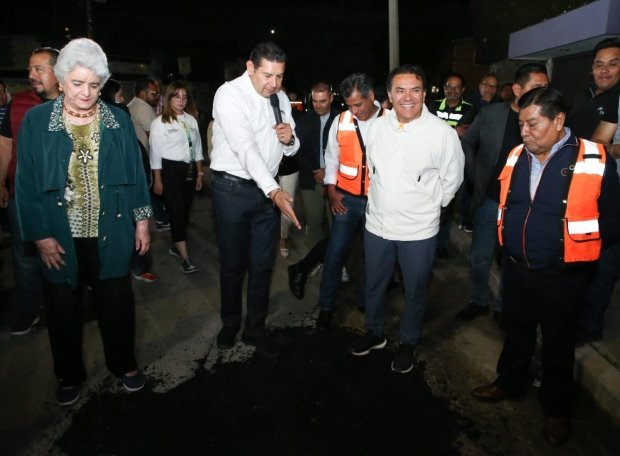 Bachetón trabaja 24 hrs para dignificación de vialidades