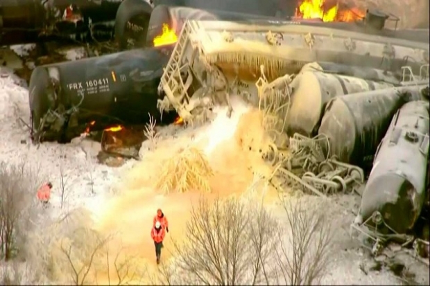 Se descarrila tren que transportaba etanol en Minnesota