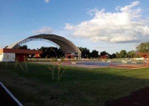 Analizan integrar a internos de penales poblanos en producci&oacute;n de juguetes para empresa internacional