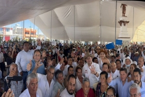 Con López Obrador, la salud de los mexicanos es una prioridad: Armenta