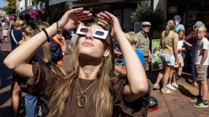 Sigue el eclipse solar de hoy mi&eacute;rcoles 12 de agosto