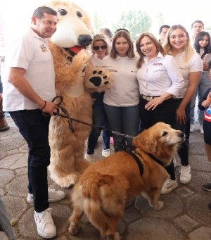 Armenta firma Agenda Animalista