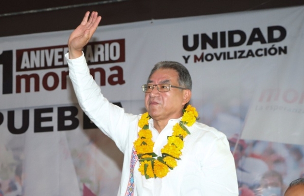 Melitón Lozano renuncia a la SEP Puebla, confirma Miguel Barbosa