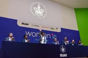 Women In, programa de empoderamiento de las universitarias a trav&eacute;s de la formaci&oacute;n tecnol&oacute;gica